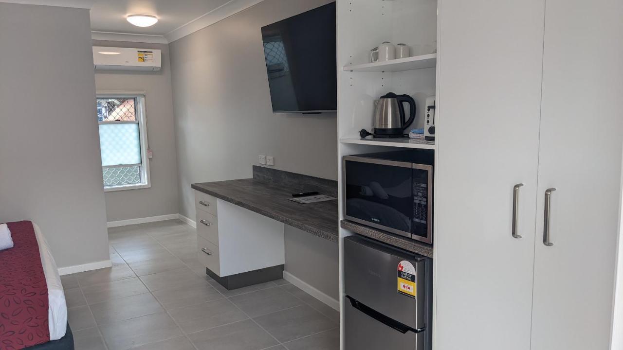 Monte Carlo Motor Inn Townsville Buitenkant foto