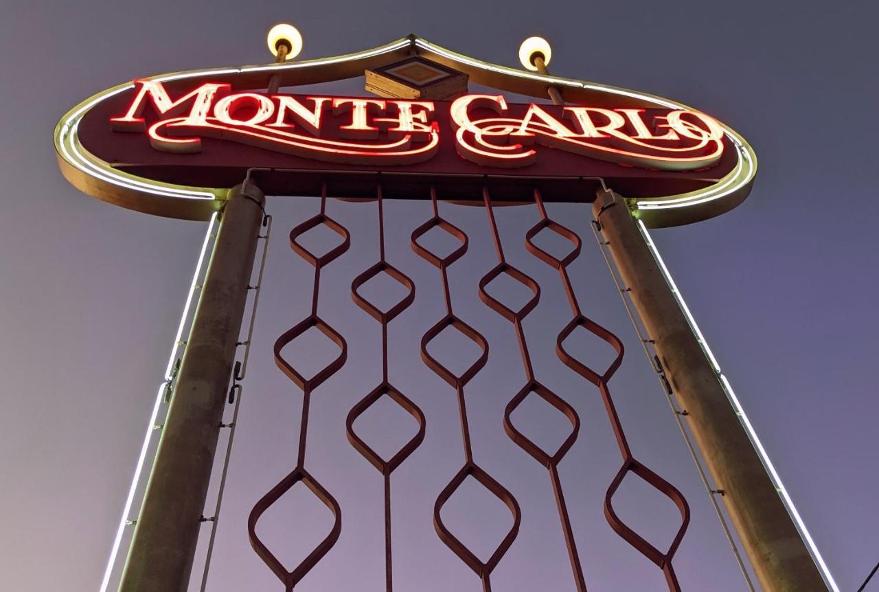Monte Carlo Motor Inn Townsville Buitenkant foto