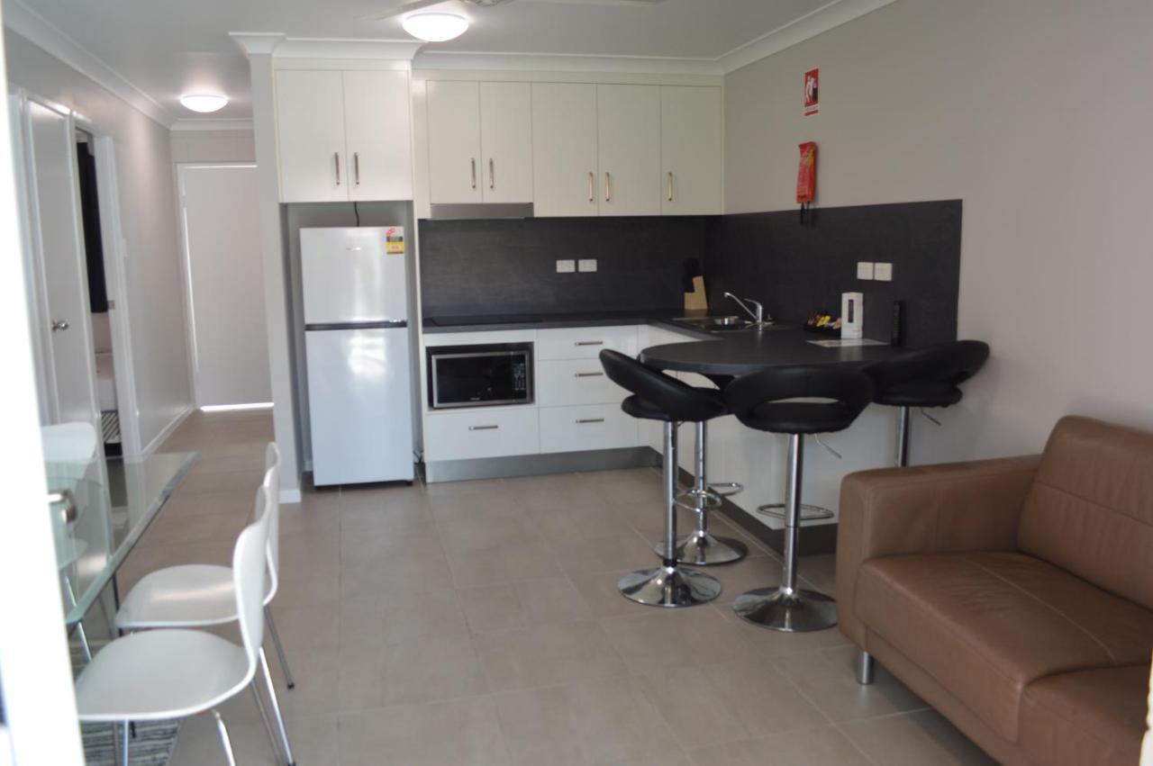 Monte Carlo Motor Inn Townsville Buitenkant foto